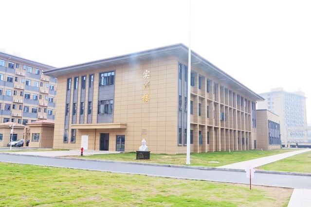 江西省奉新技工学校：技能成才的摇篮