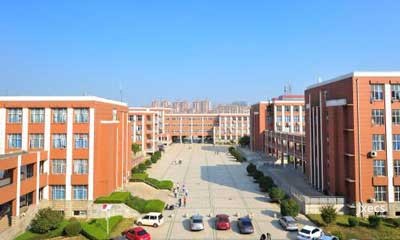 江西省电子信息技师学院图片展示